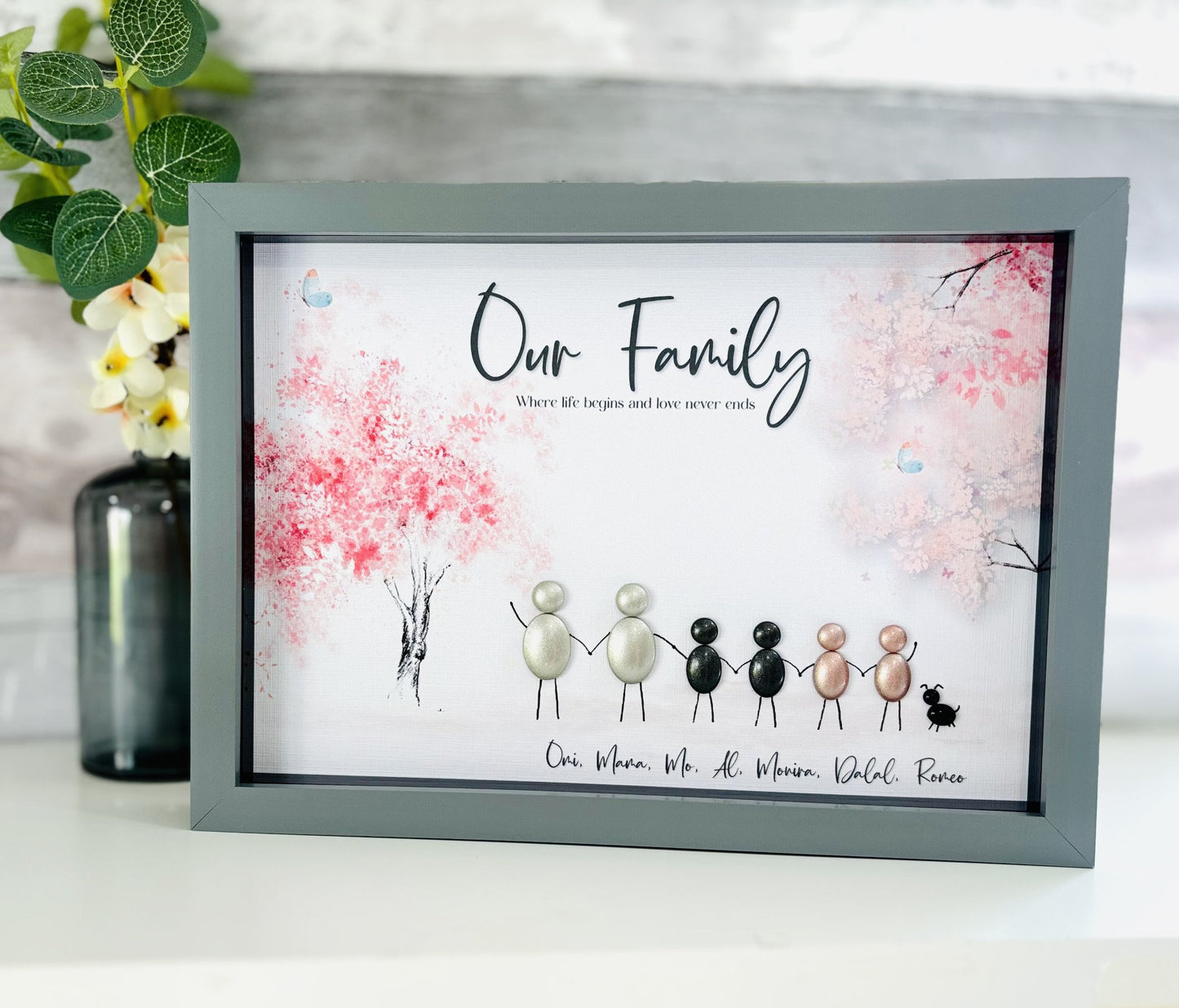 Family Pebble Frame, Personalised Gifts, Pebble Art, Customised Family Gifts for Her, New Home Gift for Housewarming, Gifts for Friends